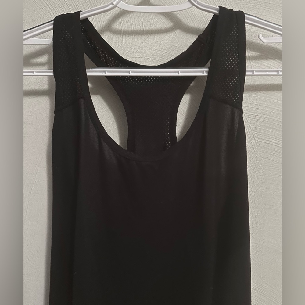 EUC~Xersion Razorback Workout Tank - Picture 3 of 5